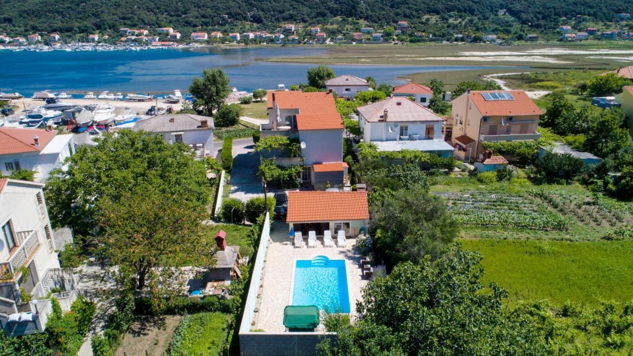 Family Friendly Apartments With A Swimming Pool Supetarska Draga - Donja, Rab - 2019 Dış mekan fotoğraf