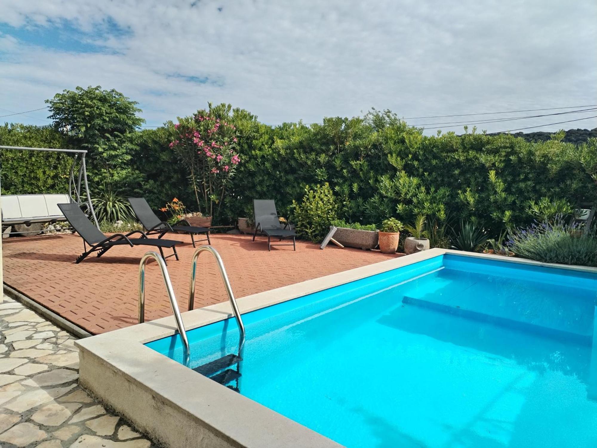 Family Friendly Apartments With A Swimming Pool Supetarska Draga - Donja, Rab - 2019 Dış mekan fotoğraf